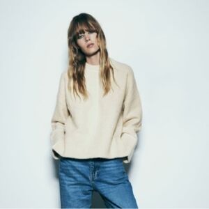 Zara knit sweater with piping